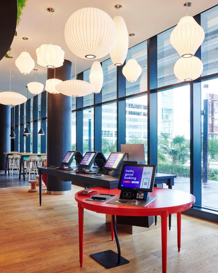 Hotel Citizenm Miami Worldcenter Exterior foto